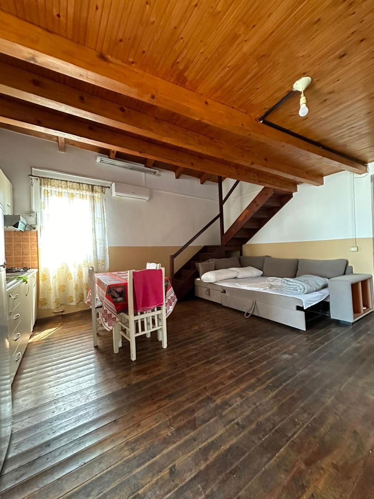 Kultura Hostel Shkoder Exterior photo